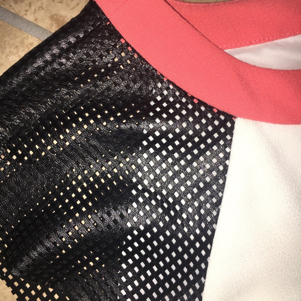 Dress - Picture 2 of 5